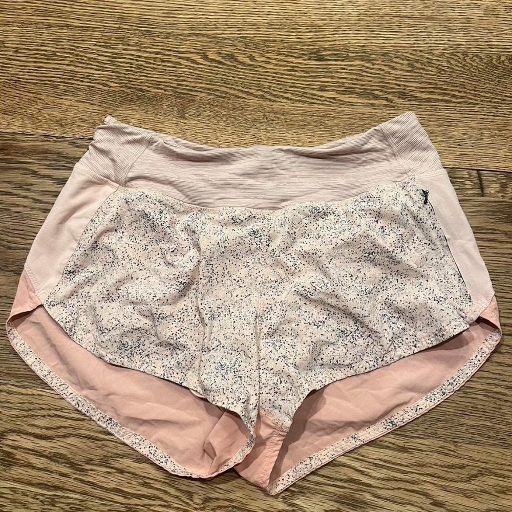 OUTDOOR VOICES HUDSON 2.5” SHORTS